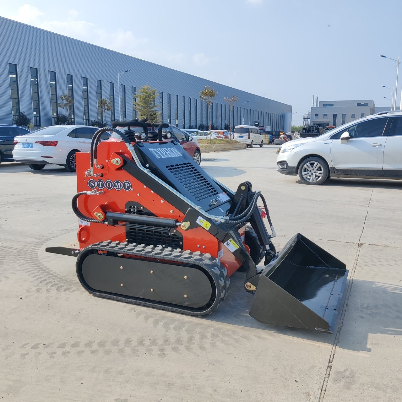 Brand New TYPHON STOMP 1,800lbs Mini Skid Steer 23HP Gas EPA B & S Engine