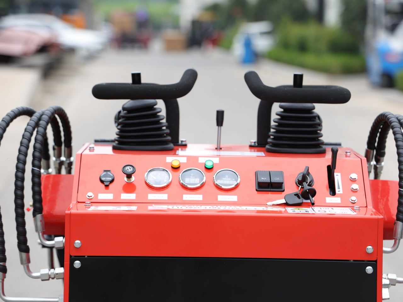 New TYPHON STOMP 1,800lbs Mini Skid Steer 21HP Honda Engine