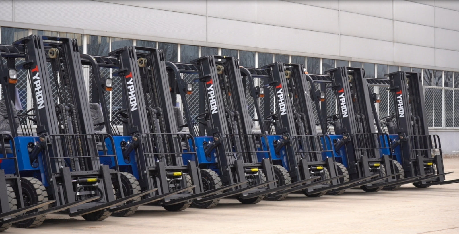 2025 TYPHON VIGOR 2 Blue Electric Forklift 2 Ton Lifter
