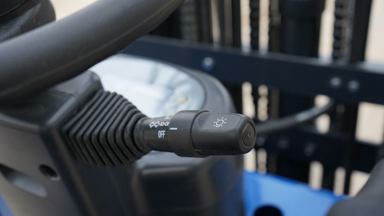 2025 TYPHON VIGOR 2.5 Blue Electric Forklift 2.5 Ton Lifter