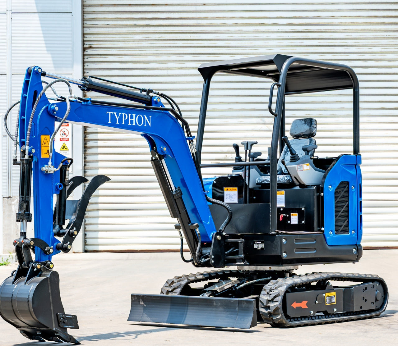 TYPHON TERROR X2 STORM Mini Excavator 2.5 Ton Kubota V1505