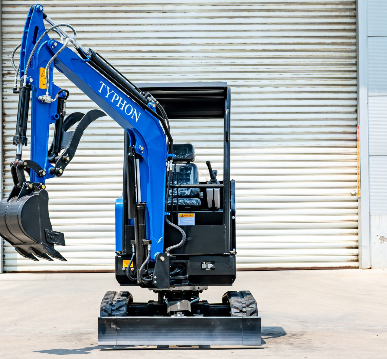 TYPHON TERROR X2 STORM Mini Excavator 2.5 Ton Kubota V1505
