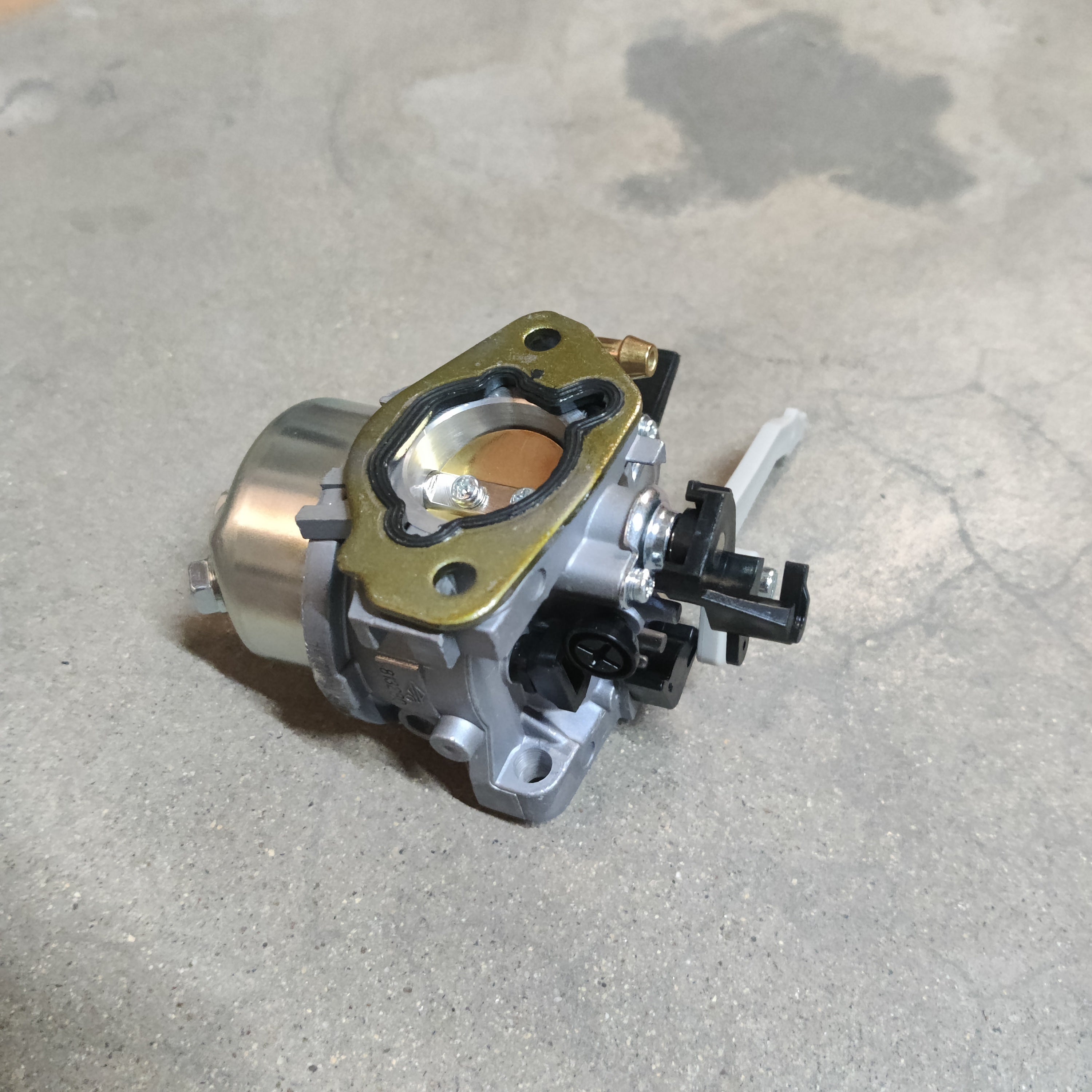Carburetor for Briggs & Stratton 799882