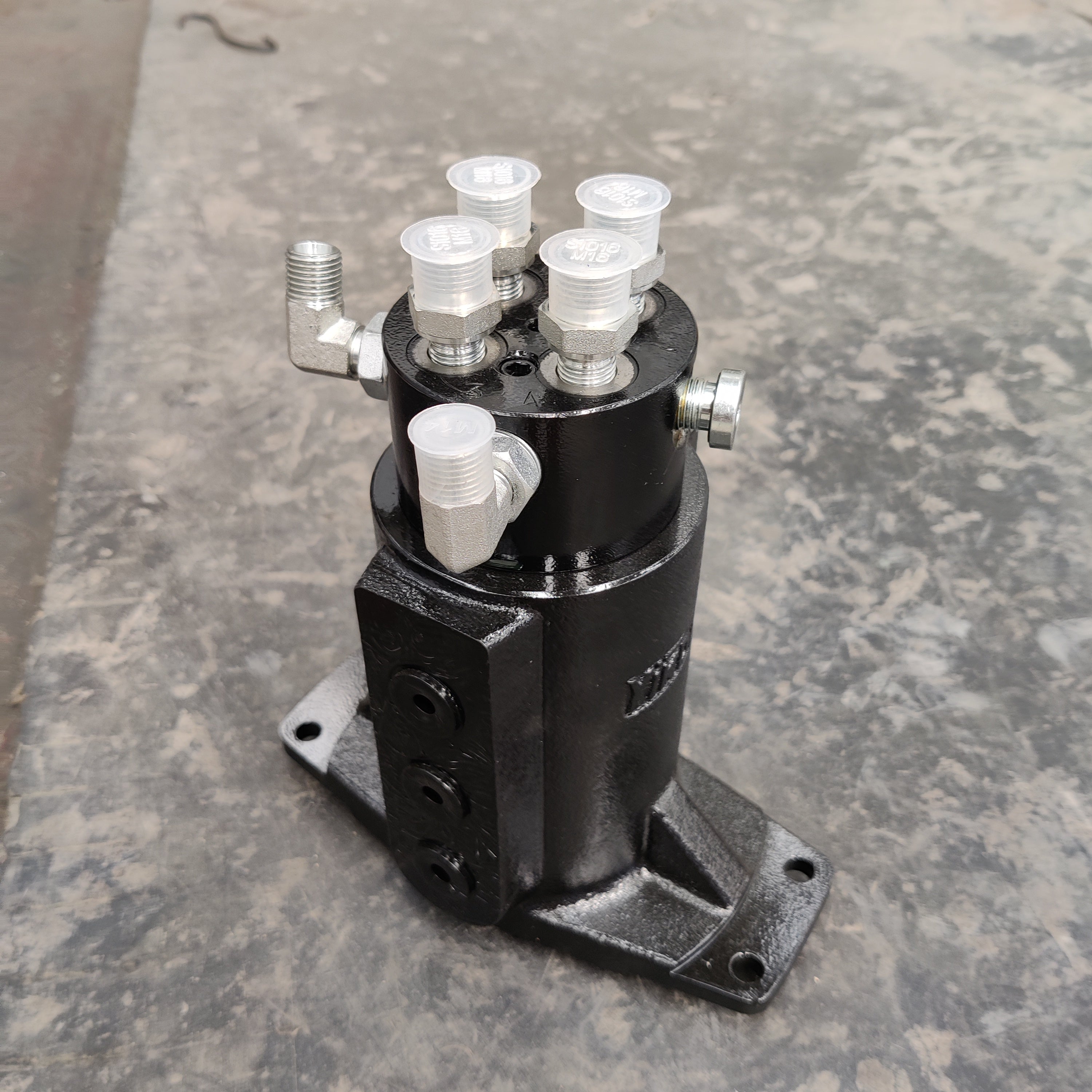 TYPHON Mini excavator Central Swivel Joint