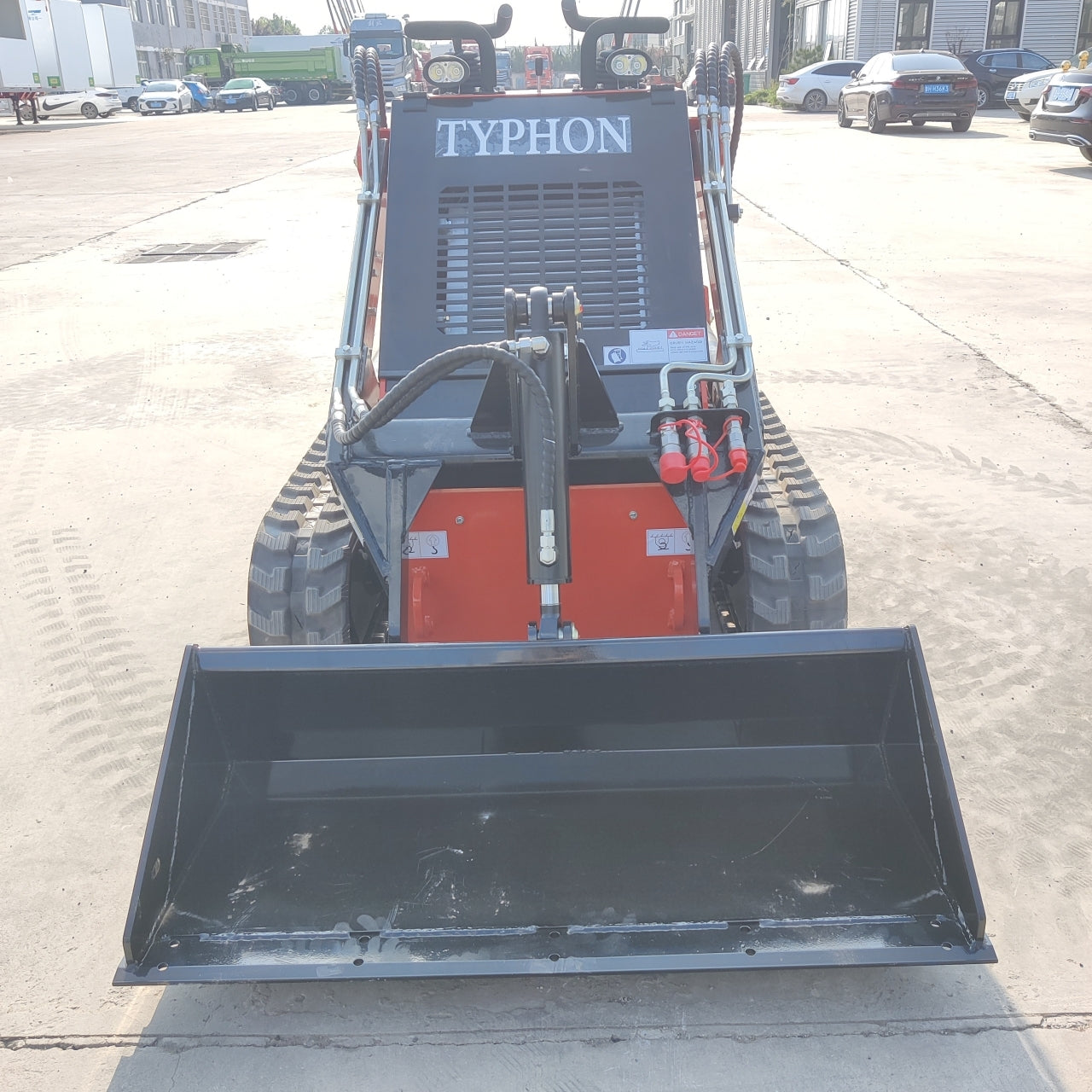 Brand New TYPHON STOMP 1,800lbs Mini Skid Steer 23HP Gas EPA B & S Engine