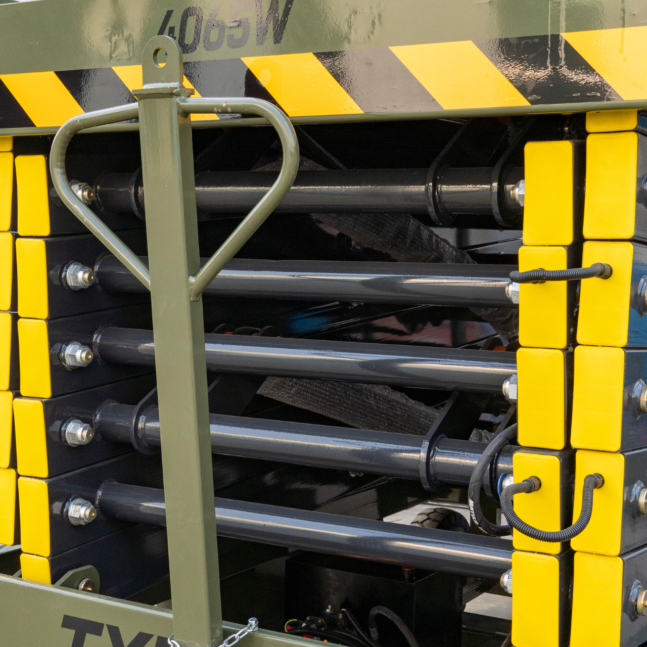 TYPHON xFlex-4065W Walk-behind Scissor Lift 40 ft lifting