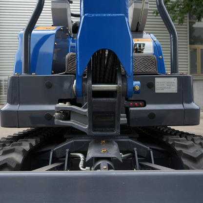 TYPHON TERROR XVII PRO 3800 lb mini excavator Hydraulic System Integrated Oil Cooler EPA-Certified Kubota D902 Engine
