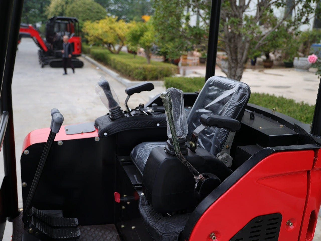 TYPHON TERROR X2 STORM Mini Excavator 2.5 Ton Diesel Perkins Engine