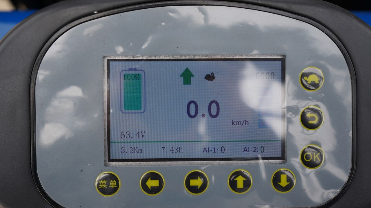 2025 TYPHON VIGOR 2 Blue Electric Forklift 2 Ton Lifter