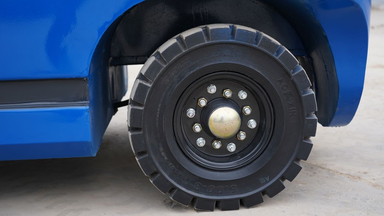 2025 TYPHON VIGOR 3.0 Blue 3 Ton Electric Forklift