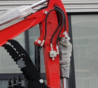 4,000 lb TYPHON TERROR XX RED Mini Excavator Kubota D902 Engine