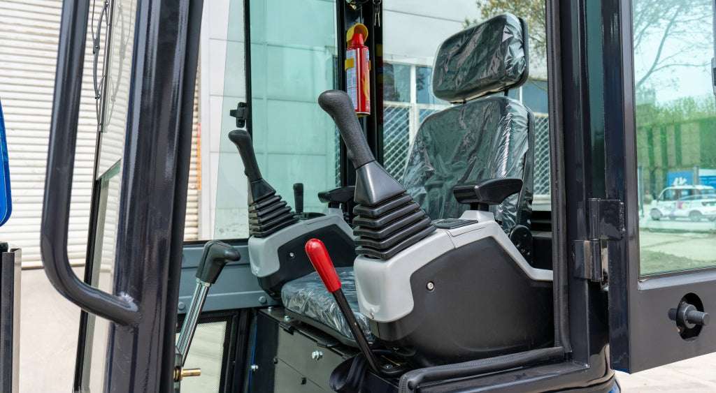 TYPHON 18 FLEX PRO 1.8 Ton Mini Excavator 12 attachments