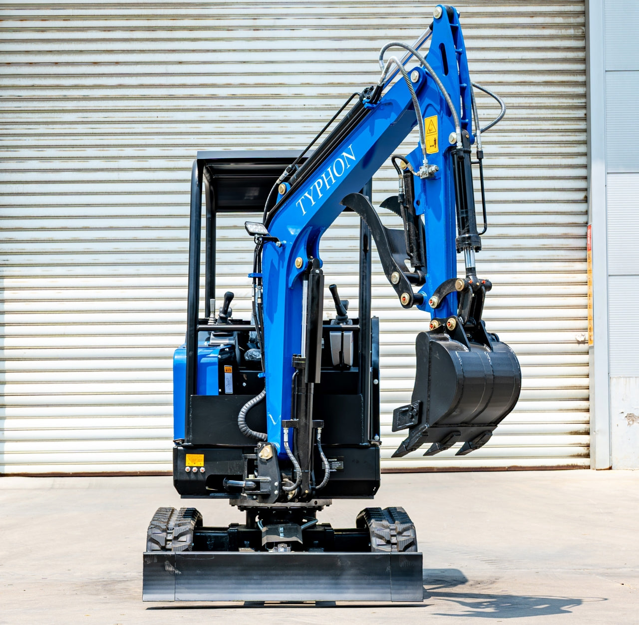 TYPHON TERROR X2 STORM Mini Excavator 2.5 Ton Kubota V1505
