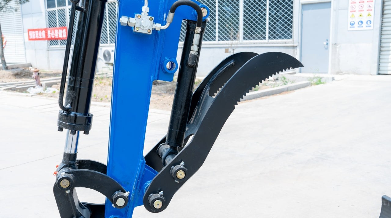 TYPHON TERROR X2 STORM Mini Excavator 2.5 Ton Kubota V1505