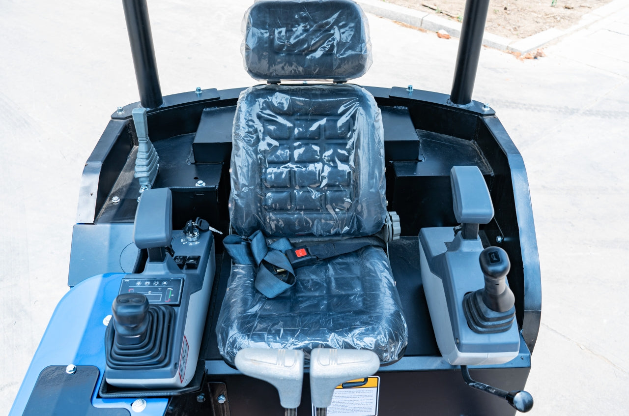 TYPHON TERROR X2 STORM Mini Excavator 2.5 Ton Kubota V1505