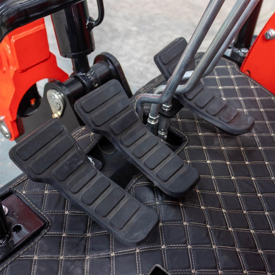 New 4,000 lb TYPHON Lux Mini Excavator Rubber Track with Kubota Diesel Engine