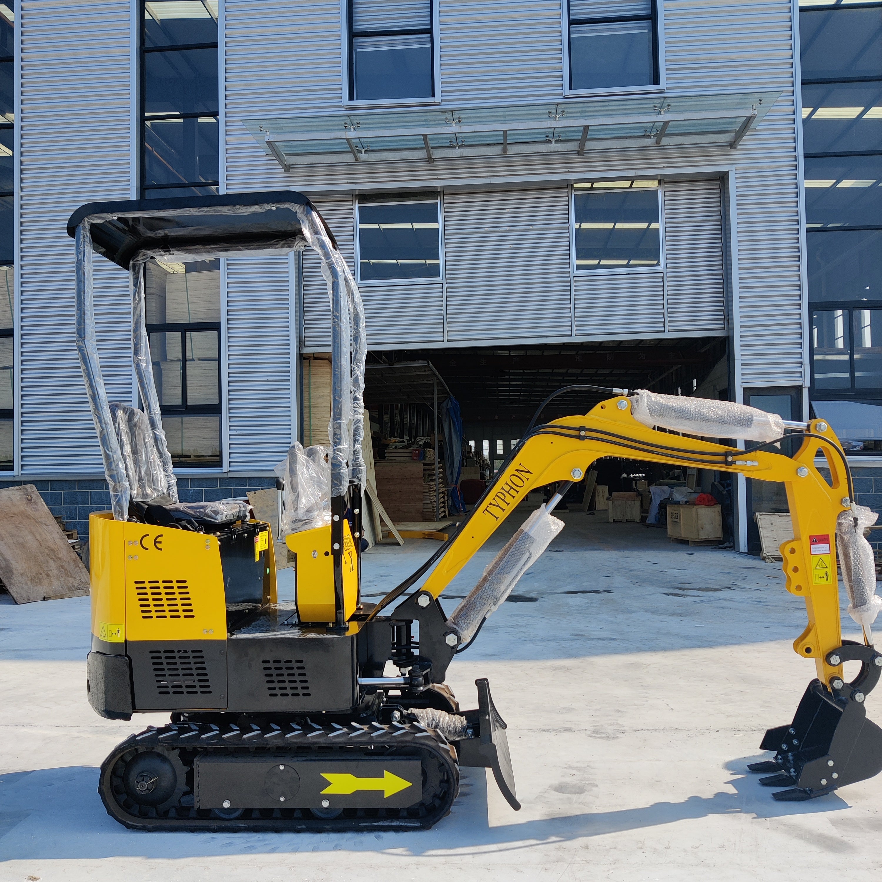TYPHON TERROR X STORM Mini Excavator – 1 Ton Trench Digger with Canopy, 380mm Wide Bucket