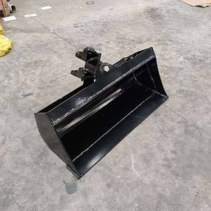 600mm Tilting Bucket: Attachment for TYPHON Mini Excavators